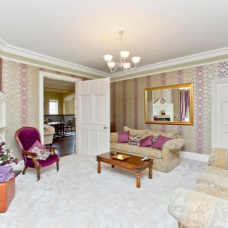 Luxury 3-Bedroom Apartment With Stunning Views At Ramsay Garden Édimbourg Extérieur photo