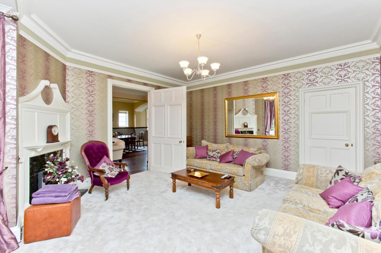 Luxury 3-Bedroom Apartment With Stunning Views At Ramsay Garden Édimbourg Extérieur photo