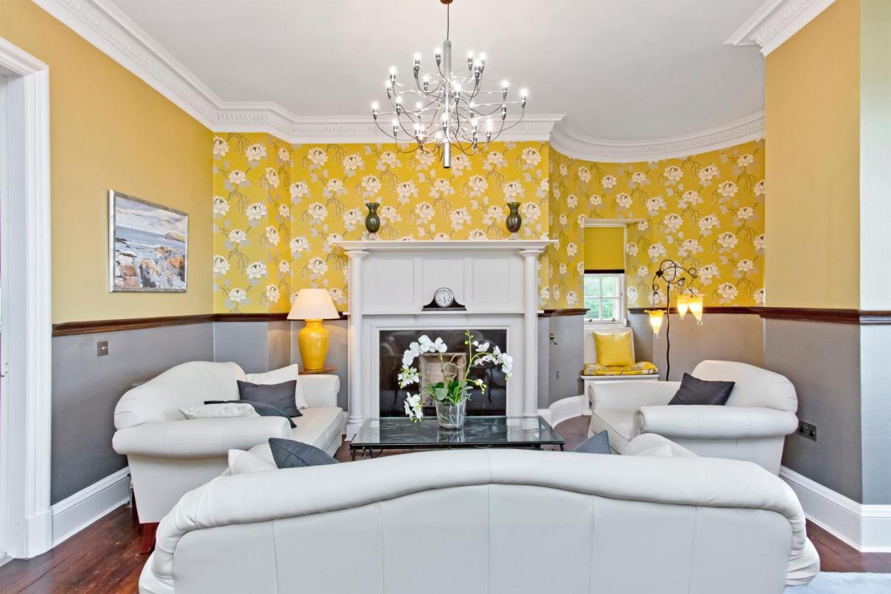 Luxury 3-Bedroom Apartment With Stunning Views At Ramsay Garden Édimbourg Extérieur photo